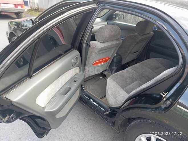 Nissan Maxima-8