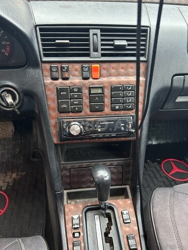 Mercedes C 200 1994, 337,008 km - 2.0 л - Tovuz