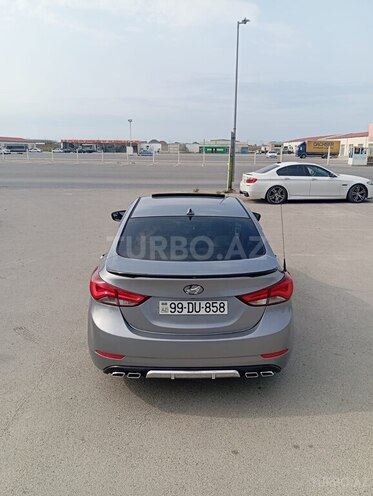 Hyundai Elantra 2015, 212,433 km - 1.8 l - Bakı