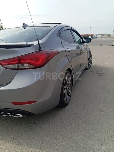 Hyundai Elantra 2015, 212,433 km - 1.8 l - Bakı