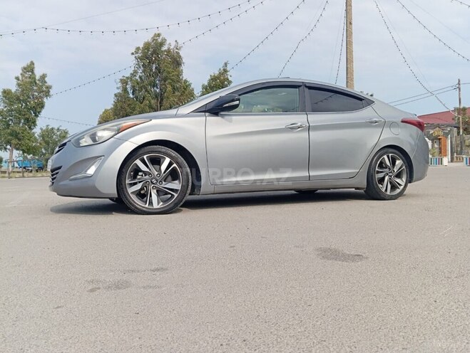 Hyundai Elantra 2015, 212,433 km - 1.8 l - Bakı