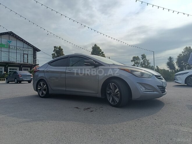Hyundai Elantra 2015, 212,433 km - 1.8 l - Bakı