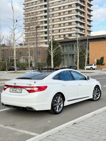 Hyundai Grandeur-6