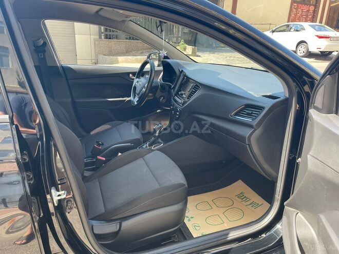 Hyundai Accent 2019, 118,000 km - 1.6 л - Siyəzən