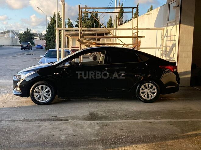 Hyundai Accent 2019, 118,000 km - 1.6 л - Siyəzən