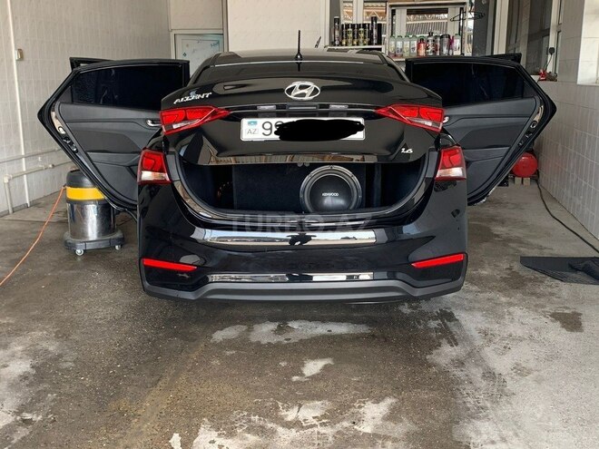 Hyundai Accent 2019, 118,000 km - 1.6 л - Siyəzən