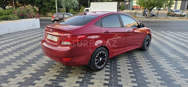 Hyundai Accent 2015, 83,000 km - 1.6 l - Bakı