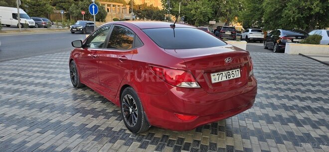 Hyundai Accent 2015, 83,000 km - 1.6 l - Bakı