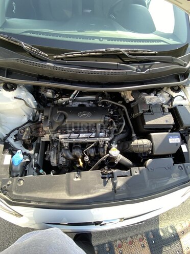 Hyundai Accent 2016, 215,000 km - 1.4 l - Bakı