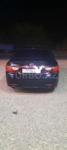 Hyundai Sonata-4