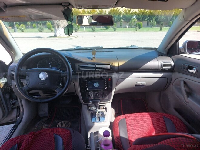 Volkswagen Passat 2003, 295,000 km - 1.8 l - Xaçmaz