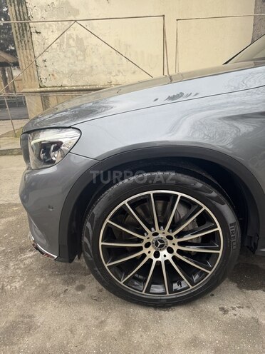 Mercedes GLC 250 4MATIC 2017, 70,000 km - 2.0 l - Gəncə