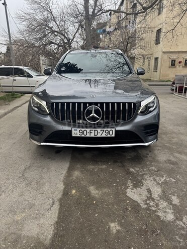 Mercedes GLC 250 4MATIC 2017, 70,000 km - 2.0 l - Gəncə