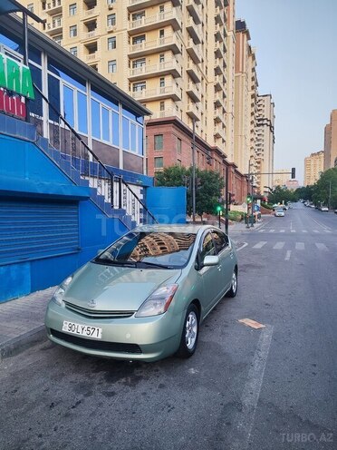 Toyota Prius-2