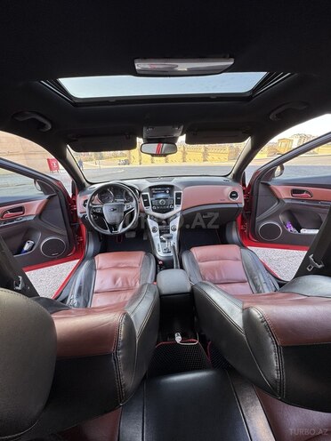 Chevrolet Cruze-13