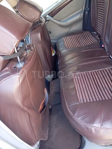 Mercedes C 230 1998, 324,093 km - 2.3 l - Qax