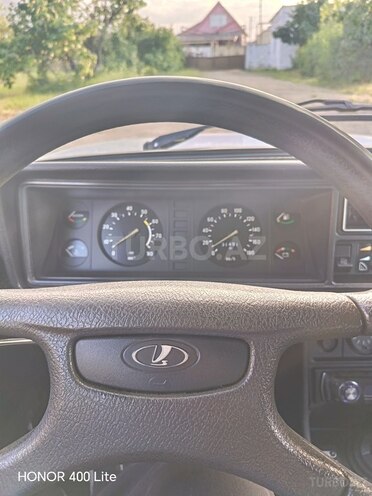 LADA (VAZ) 2107 2009, 31,491 km - 1.6 л - Quba