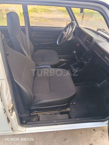 LADA (VAZ) 2107 2009, 31,491 km - 1.6 л - Quba