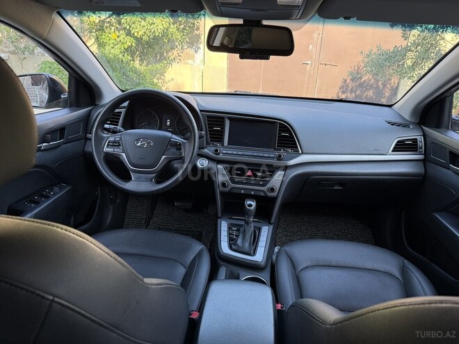 Hyundai Avante 2016, 145,000 km - 1.6 л - Bakı