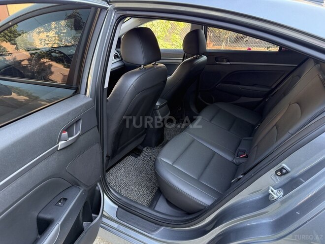 Hyundai Avante 2016, 145,000 km - 1.6 л - Bakı