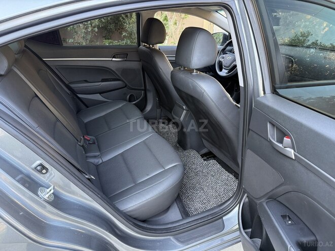 Hyundai Avante 2016, 145,000 km - 1.6 л - Bakı
