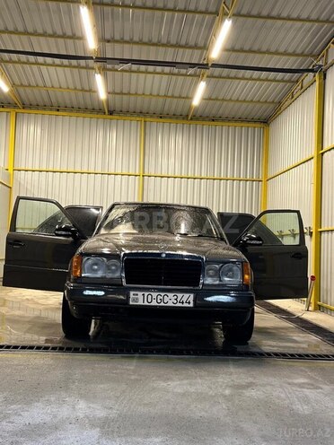 Mercedes E 230 1987, 400,000 km - 2.3 л - Bakı