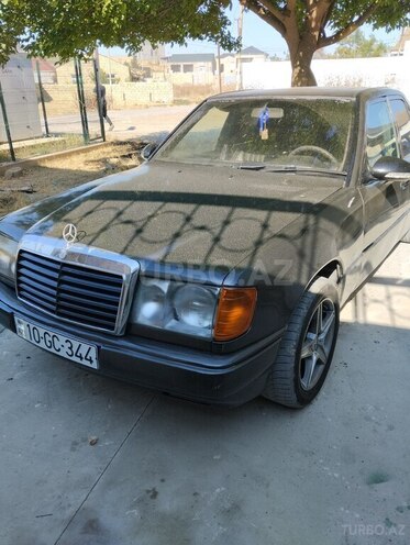 Mercedes E 230 1987, 400,000 km - 2.3 л - Bakı