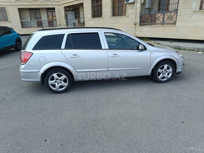 Opel Astra 2006, 300,000 km - 1.3 l - Bakı