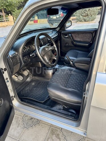 GAZ 31105 2004, 172,540 km - 2.4 l - Qazax