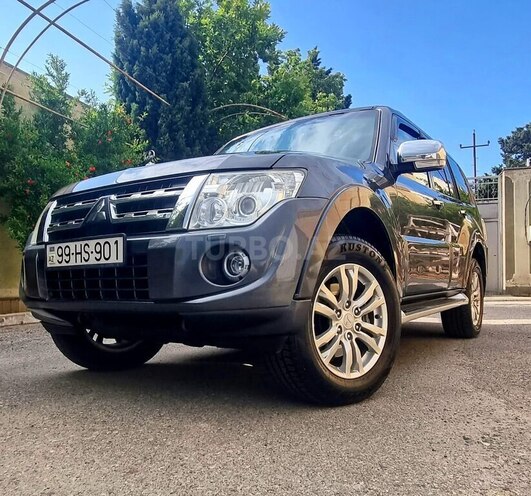 Mitsubishi Pajero 2014, 295,589 km - 3.8 л - Bakı