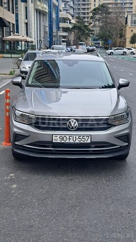 Volkswagen Tiguan 2021, 44,000 km - 1.4 л - Bakı