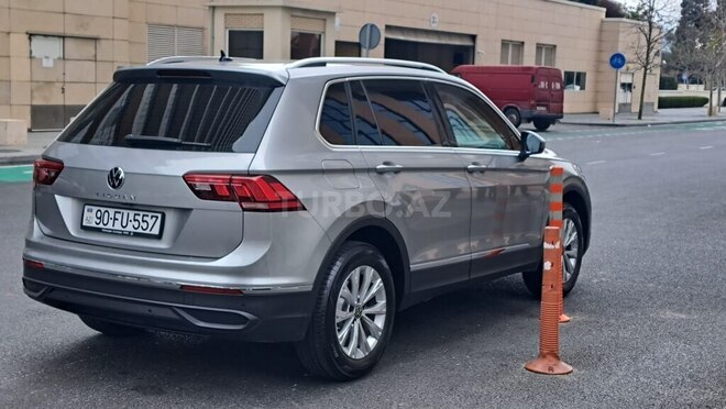 Volkswagen Tiguan 2021, 44,000 km - 1.4 л - Bakı