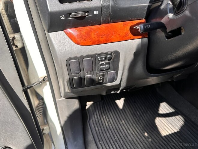 Toyota Land Cruiser Prado 2008, 253,000 km - 2.7 l - Bakı