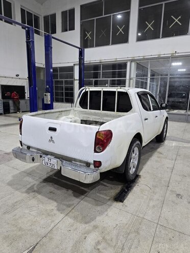 Mitsubishi L200 2007, 450,000 km - 2.4 l - Bakı