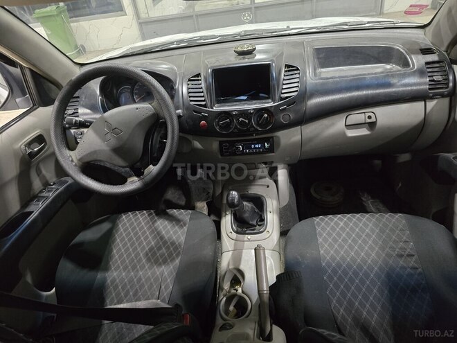 Mitsubishi L200 2007, 450,000 km - 2.4 l - Bakı