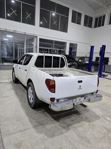 Mitsubishi L200 2007, 450,000 km - 2.4 l - Bakı