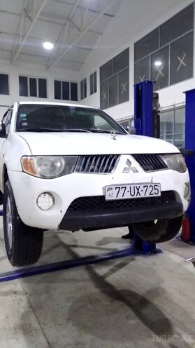 Mitsubishi L200 2007, 450,000 km - 2.4 l - Bakı