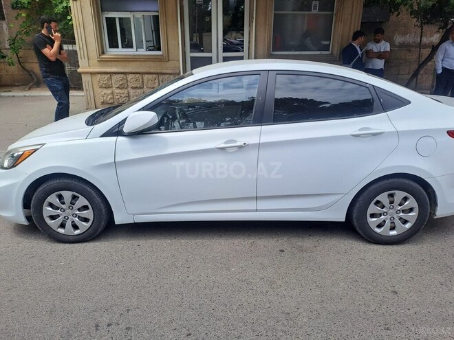 Hyundai Accent 2015, 144,841 km - 1.6 л - Bakı