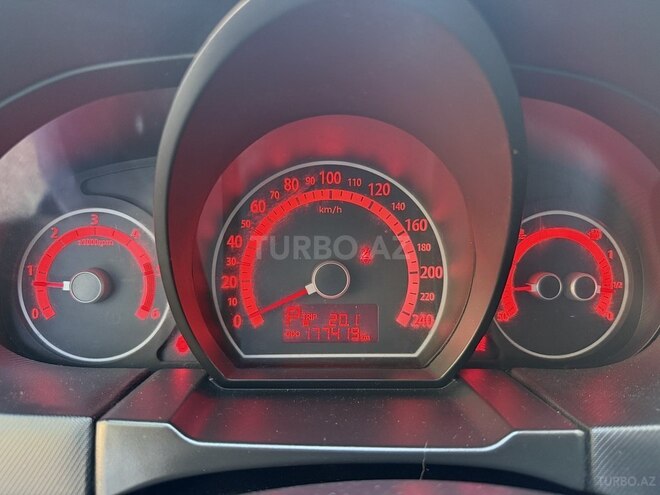Kia  2011, 177,419 km - 1.6 l - Bakı