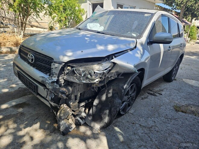 Toyota RAV4 2010, 214,722 km - 2.4 l - Bakı