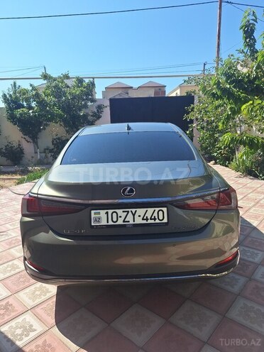 Lexus ES 250 2022, 10,000 km - 2.5 л - Bakı