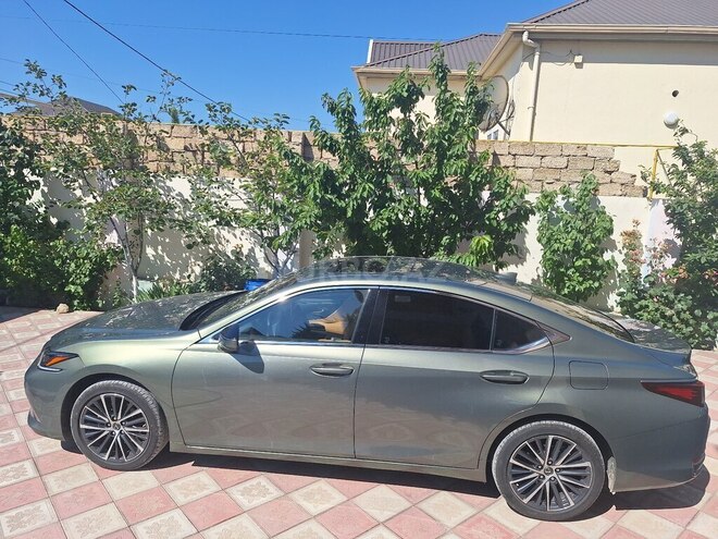 Lexus ES 250 2022, 10,000 km - 2.5 л - Bakı