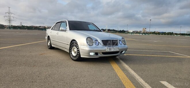 Mercedes E 270 2001, 360,000 km - 2.7 l - Bakı