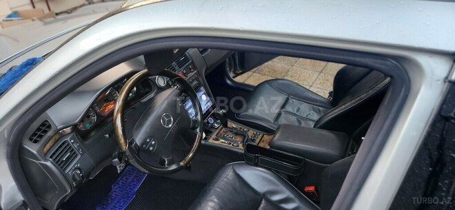 Mercedes E 270 2001, 360,000 km - 2.7 l - Bakı