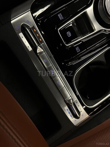 Kia Carnival-23