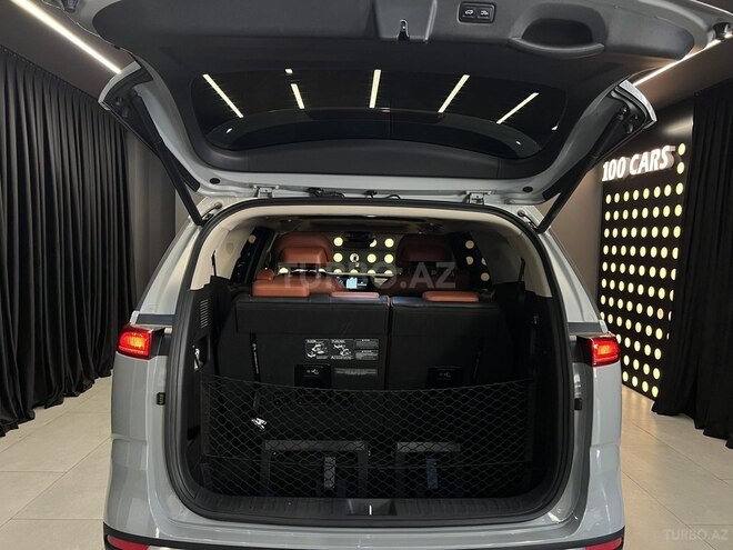 Kia Carnival-14