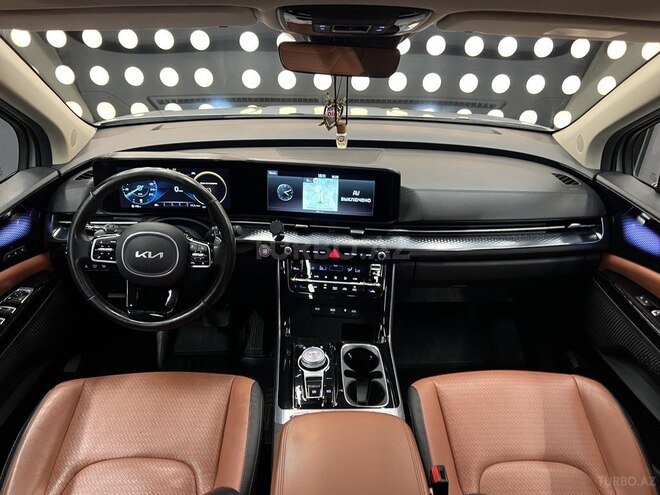Kia Carnival-8