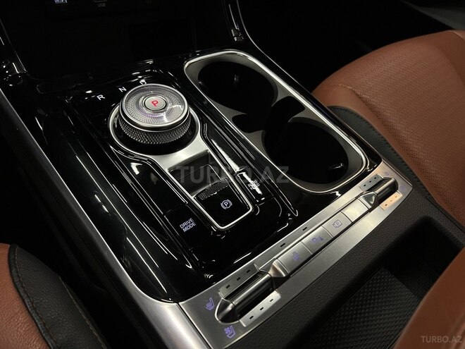 Kia Carnival-17