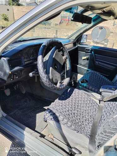 Mercedes 190 1991, 250,000 km - 2.0 l - Gəncə