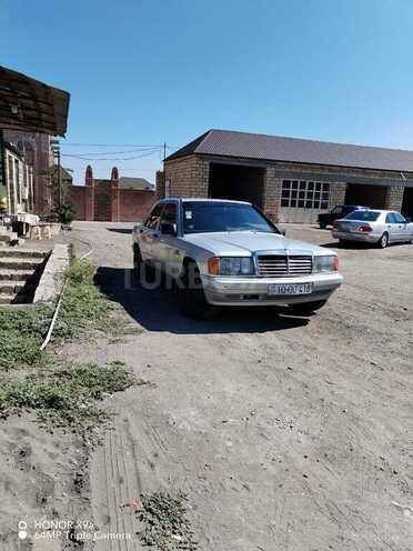 Mercedes 190 1991, 250,000 km - 2.0 l - Gəncə